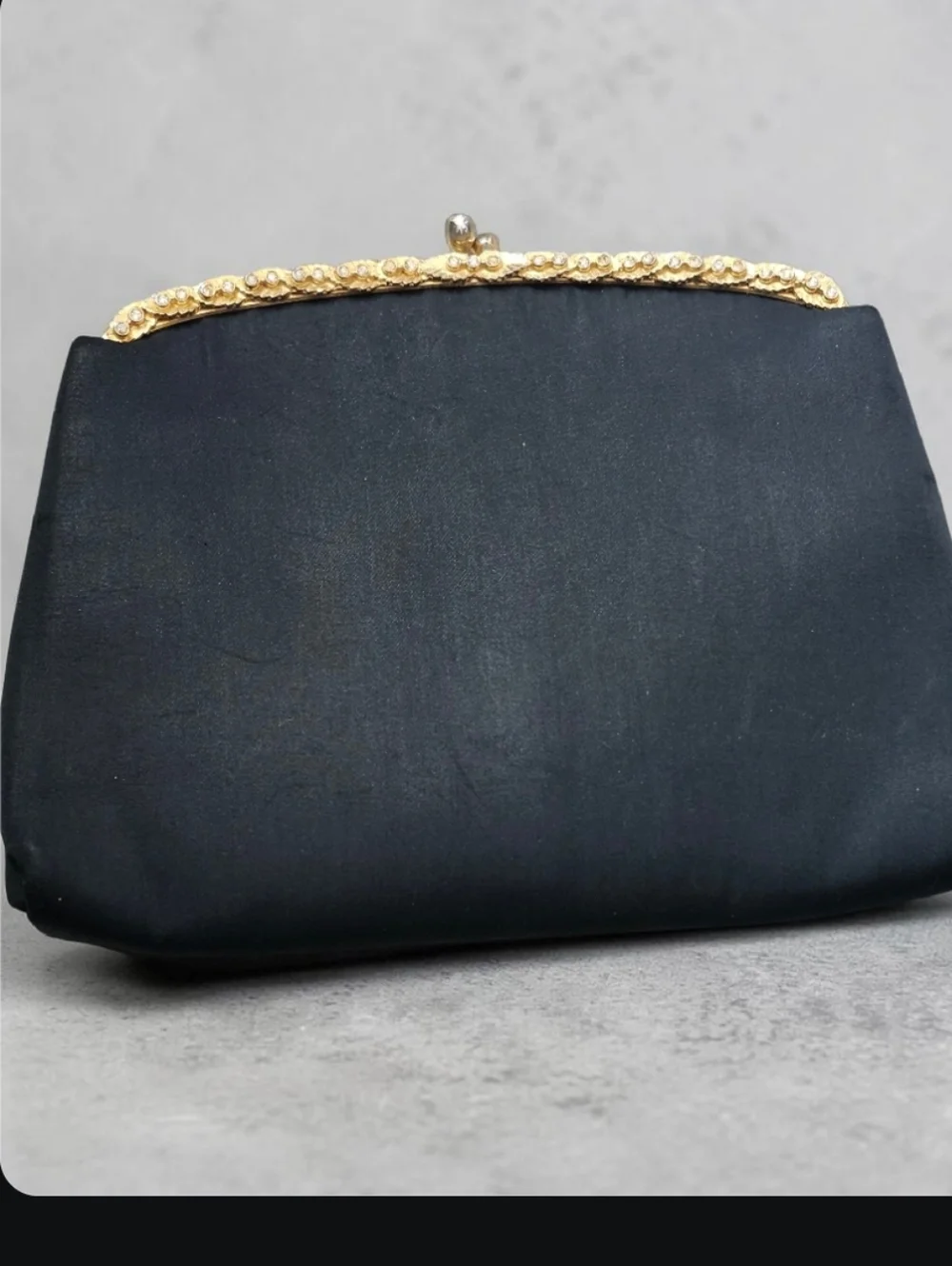 Vintage 1960  Harry Levine Gold Floral Kiss Lock Clutch
